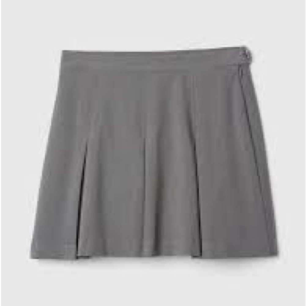 Gap pleated mini skirt, Size 8, NWT, grey